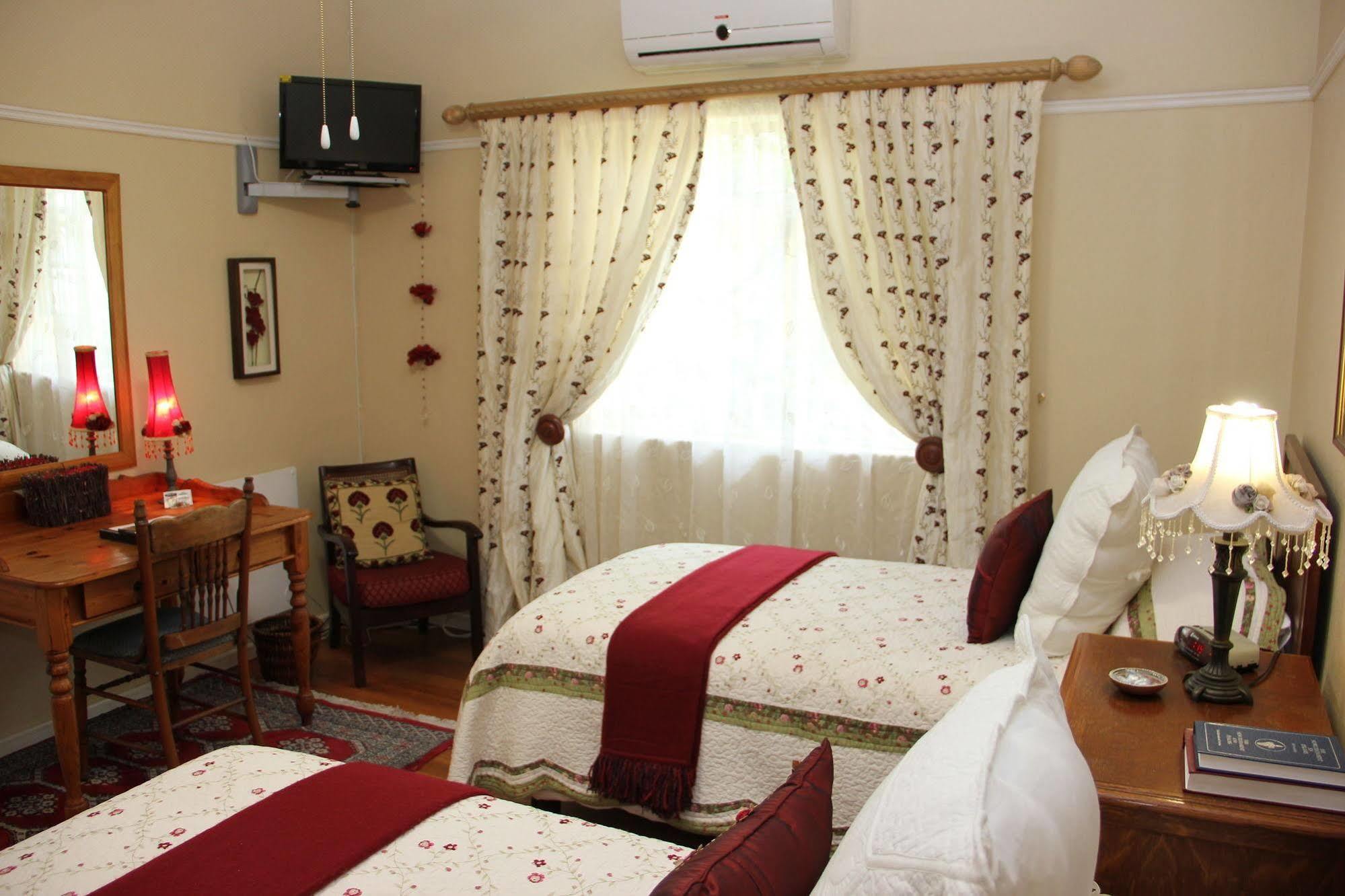 Bed and Breakfast Beau & I Graaff-Reinet Esterno foto