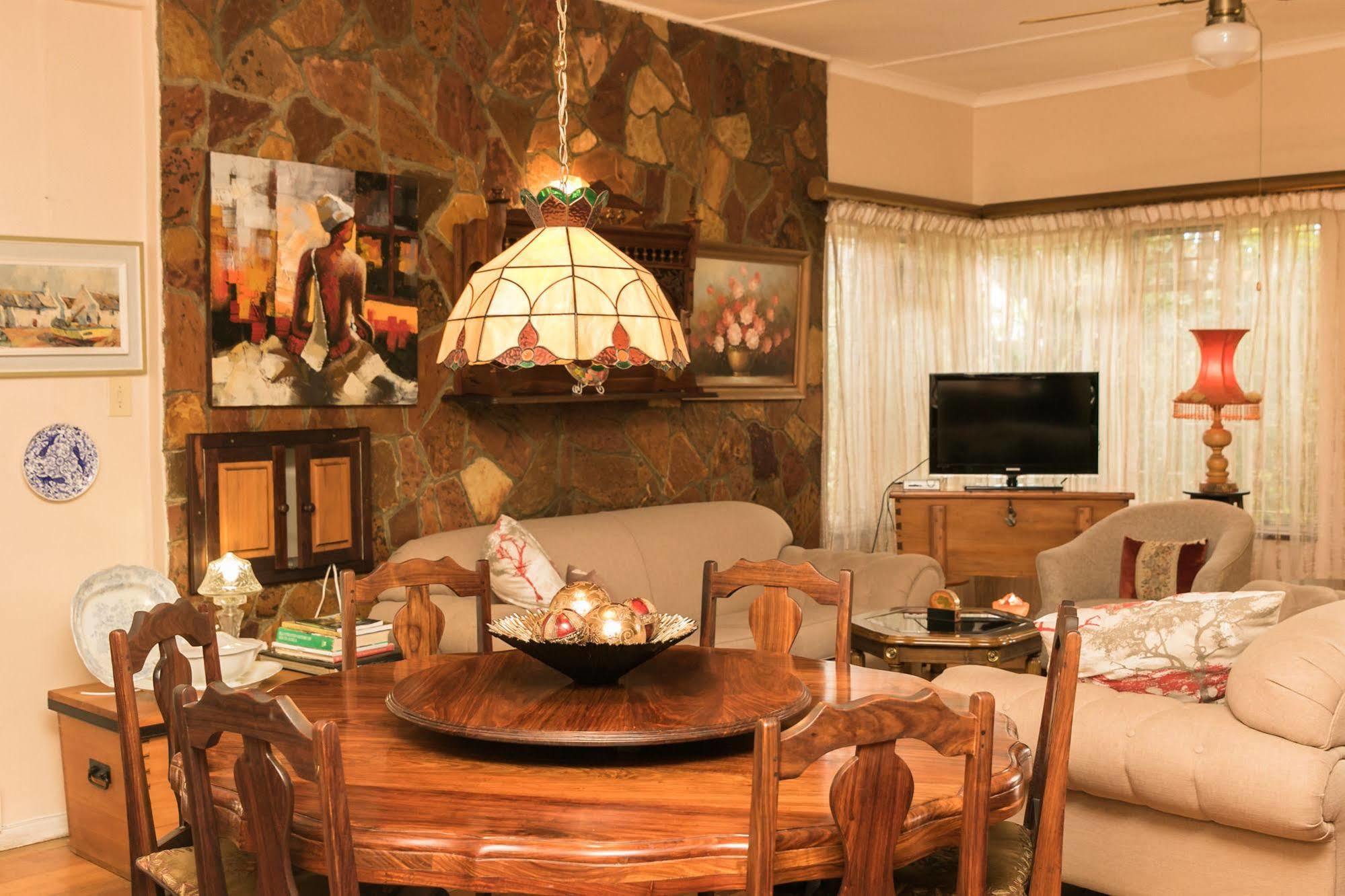 Bed and Breakfast Beau & I Graaff-Reinet Esterno foto