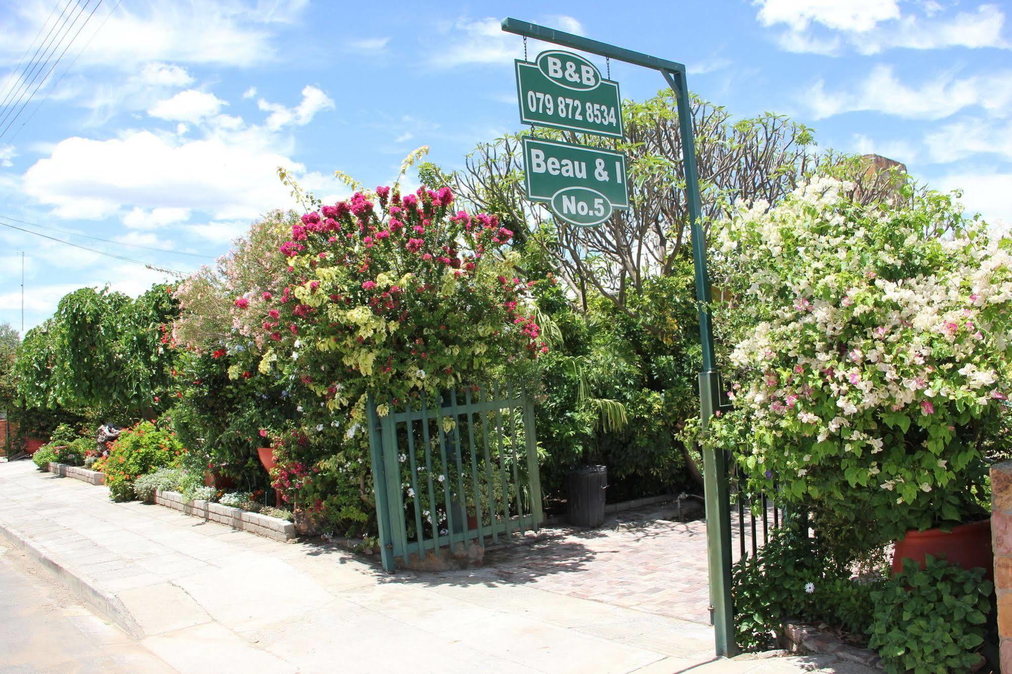 Bed and Breakfast Beau & I Graaff-Reinet Esterno foto